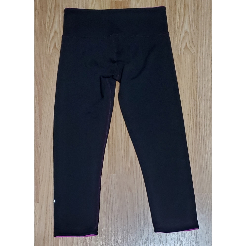 Lululemon size 4 reversible wunder under pull on sports crop leggings black pink - Picture 8 of 15